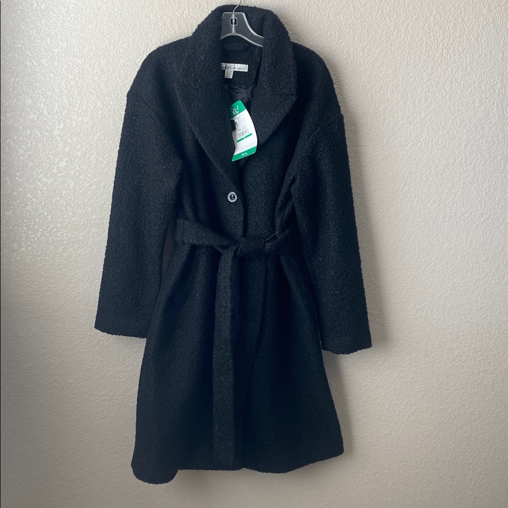 Kenneth Cole Reaction Black Trench Coat with Belted Waist and Wide Lapel